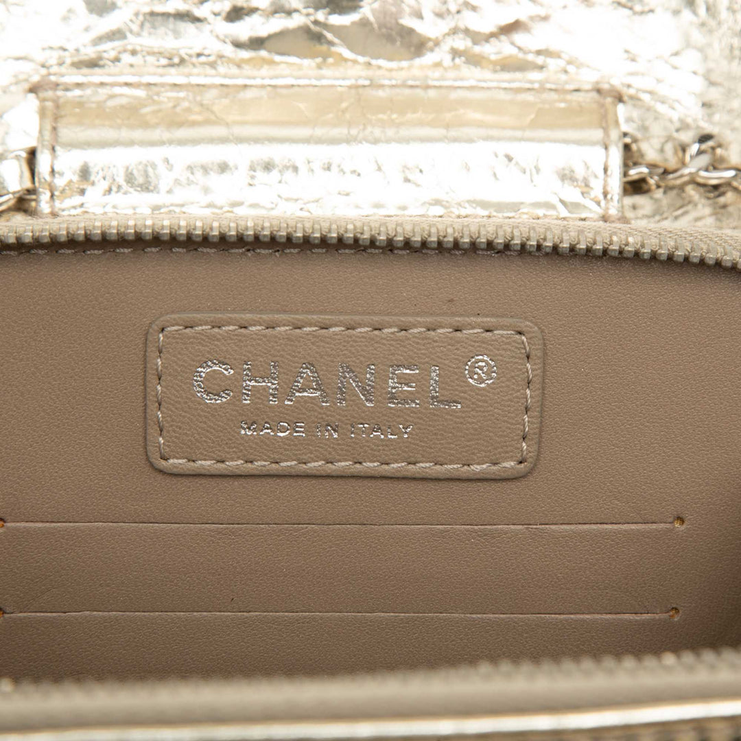 Chanel Matelassé Metallic vieilli Cuir de veau Clams Wallet on Chain