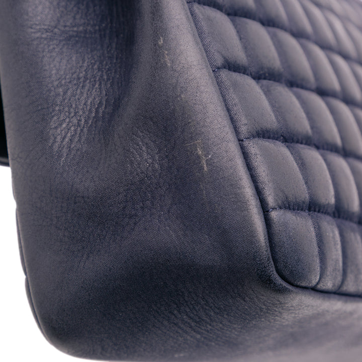 Chanel Chocolate Bar Iridescent Cuir de veau Bubble à rabat