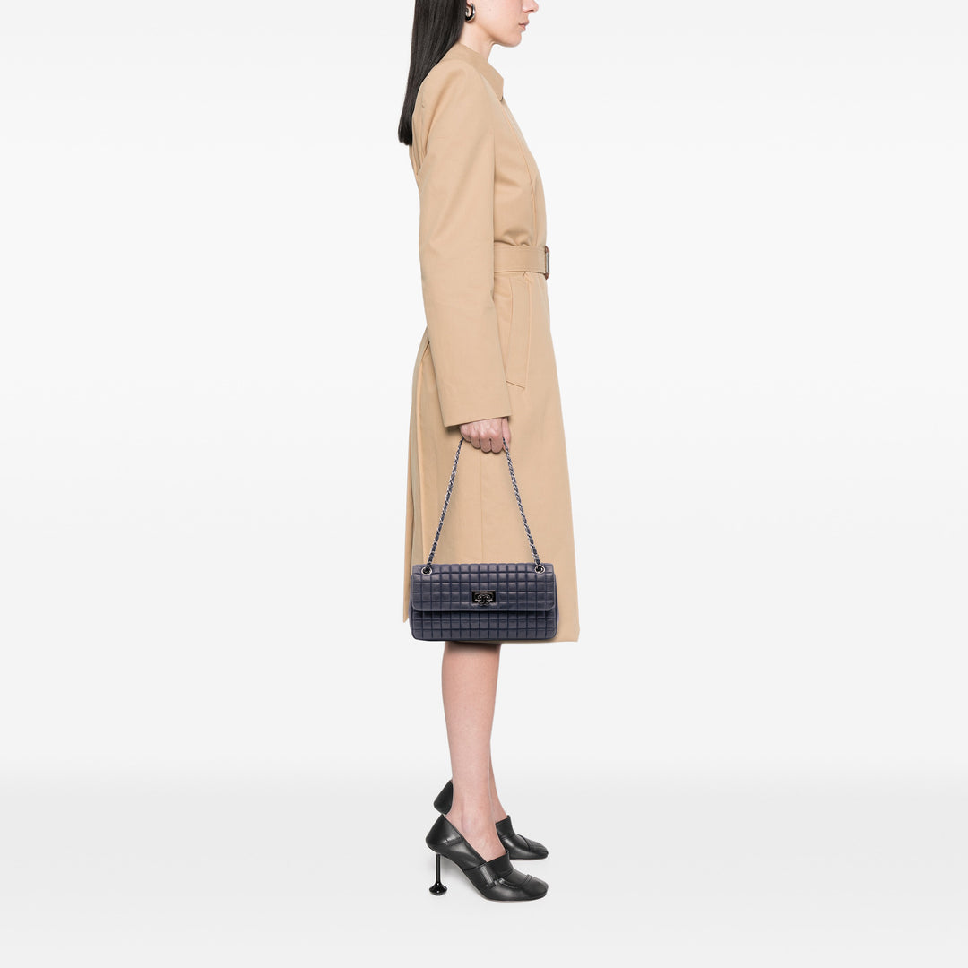 Chanel Chocolate Bar Iridescent Cuir de veau Bubble à rabat