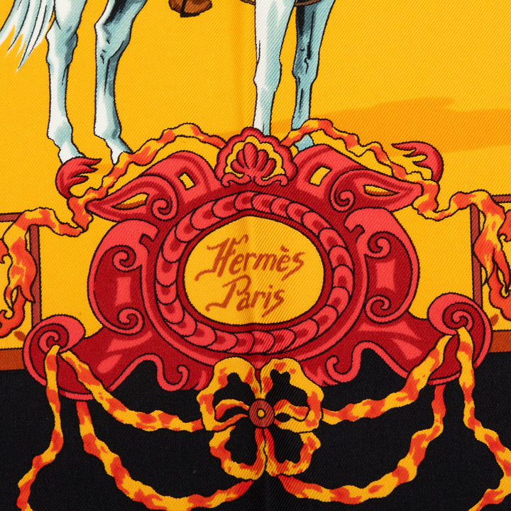 Hermès Carré Real Escuela Andaluza del Arte Ecuestre 90 Jaune – vue 2 – GABY PARIS