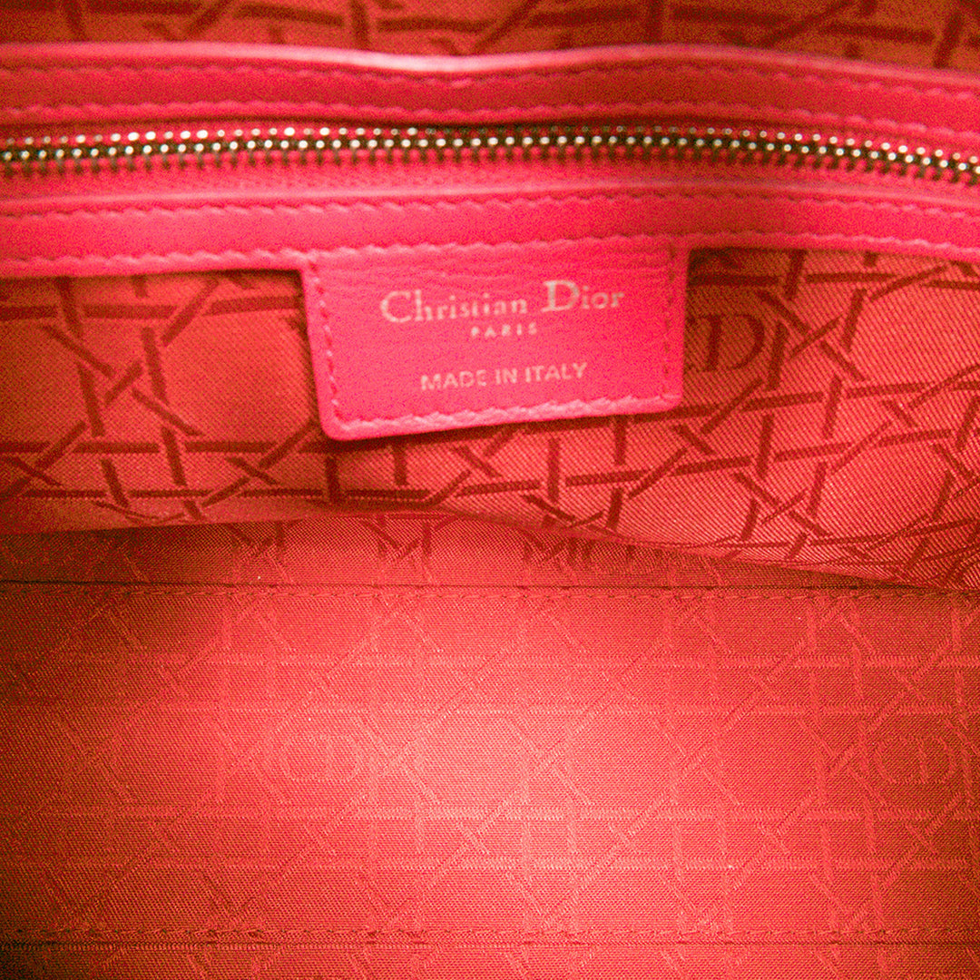 Dior Lady Dior Cannage Grand Cuir d'agneau Rose – vue 4 – GABY PARIS