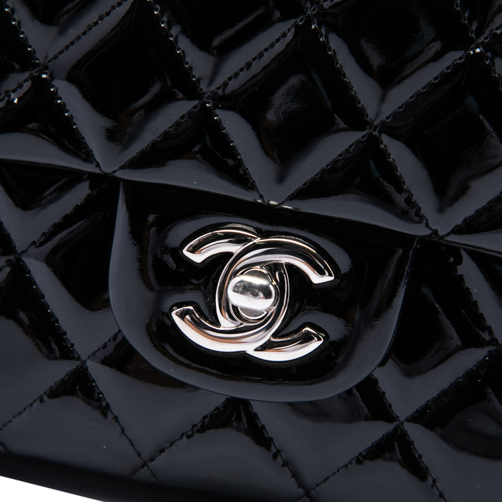 Chanel Sac porté épaule Classic Double rabat Moyen Noir – vue 5 – GABY PARIS