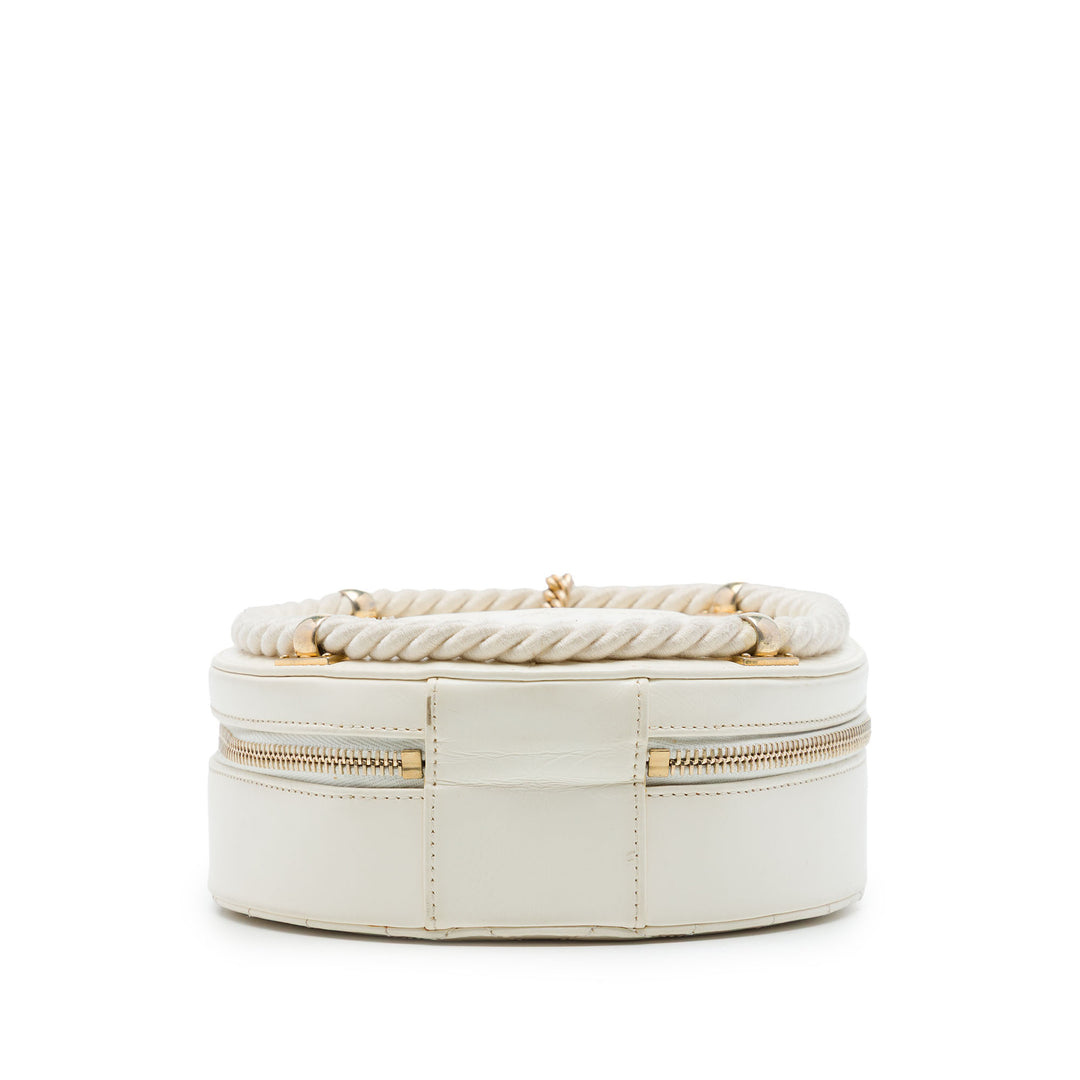 Chanel Froissé En Vogue Rond Sac Cuir de veau Blanc