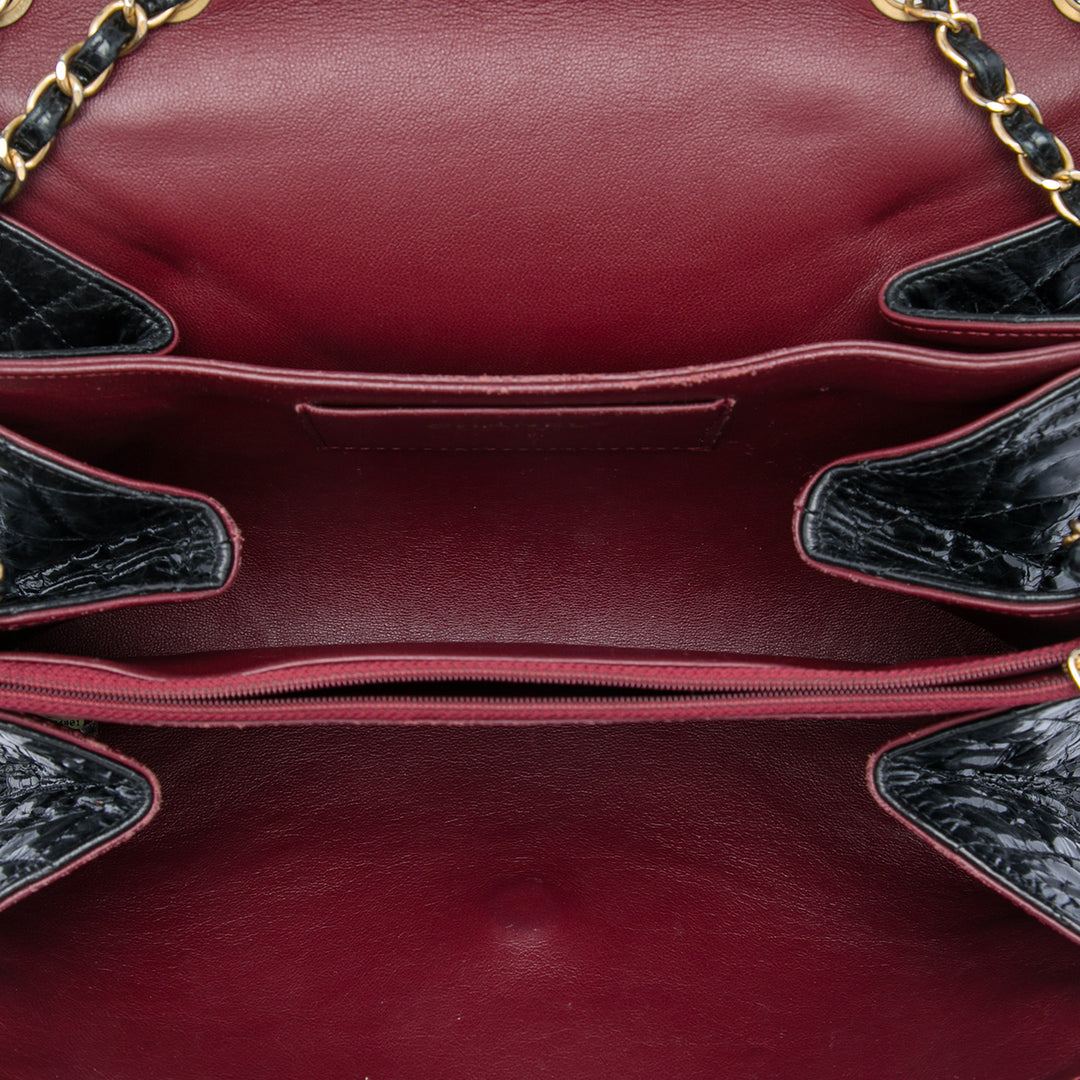 Chanel Jumbo CC Matelassé Crumpled Cuir de veau Straight à rabat
