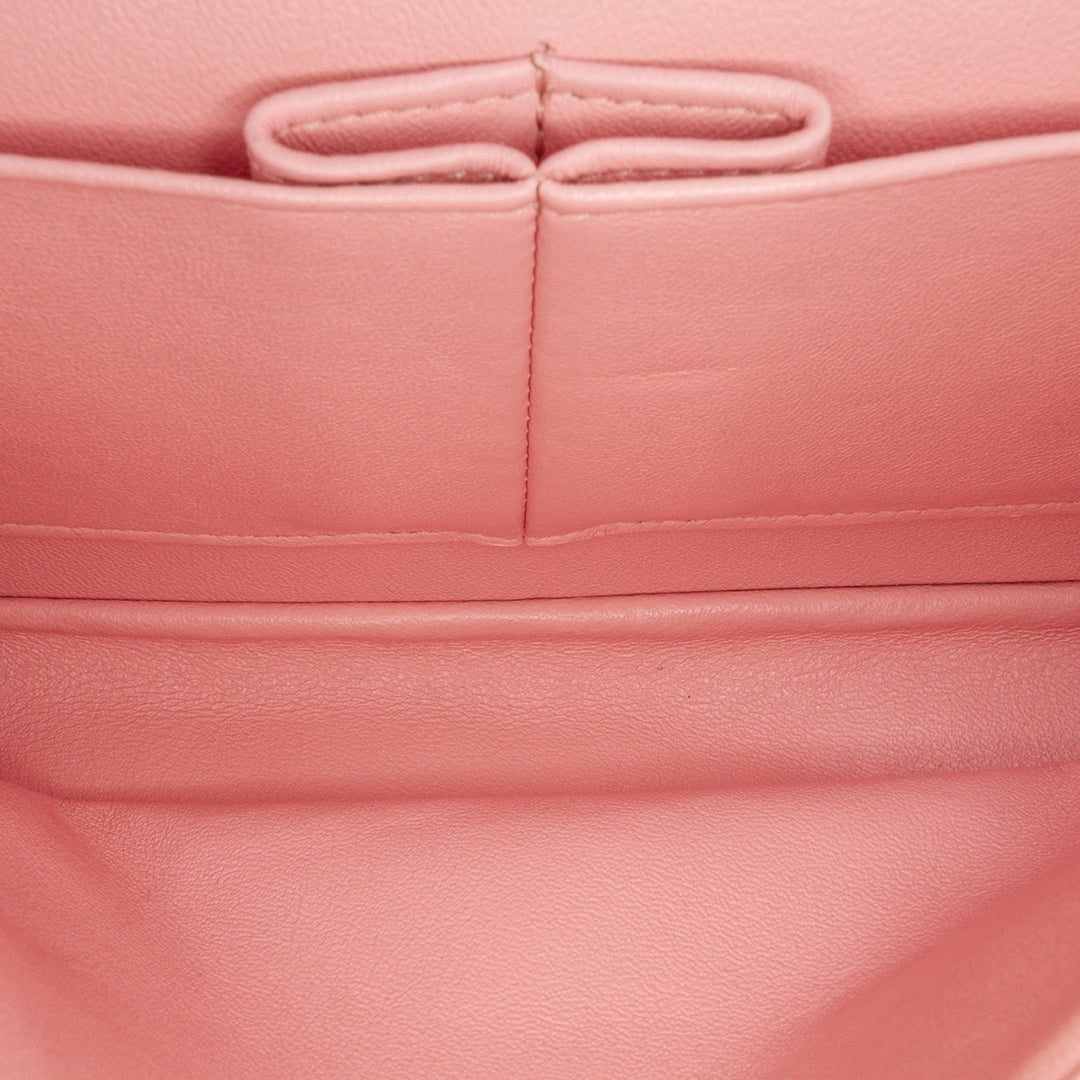 Chanel Medium Classic Boucle Tweed Double rabat Rose