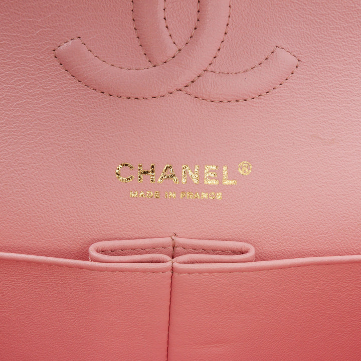 Chanel Medium Classic Boucle Tweed Double rabat Rose