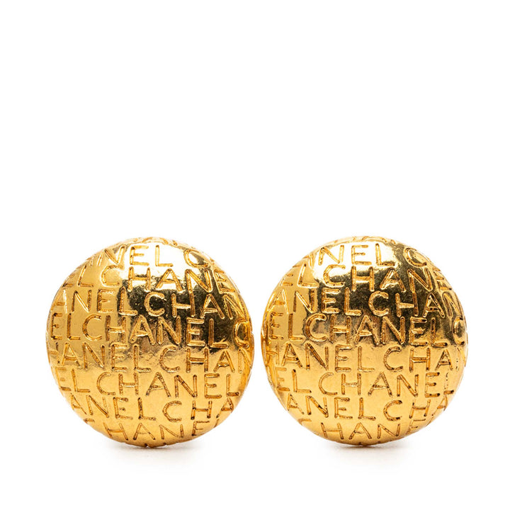 Chanel plaqué Logo Engraved À clip Boucles d'oreilles Doré – vue principale – GABY PARIS