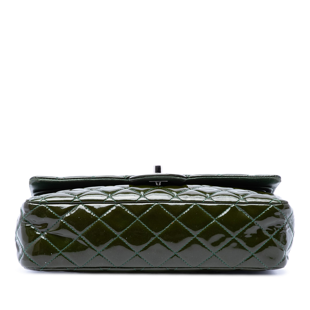 Chanel Medium Classic Cuir verni Double rabat