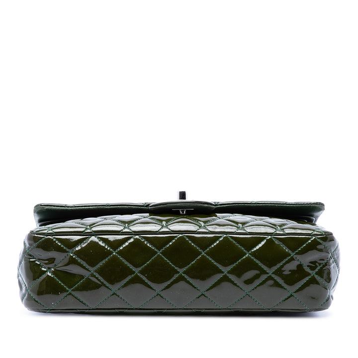 Chanel Medium Classic Cuir verni Double rabat