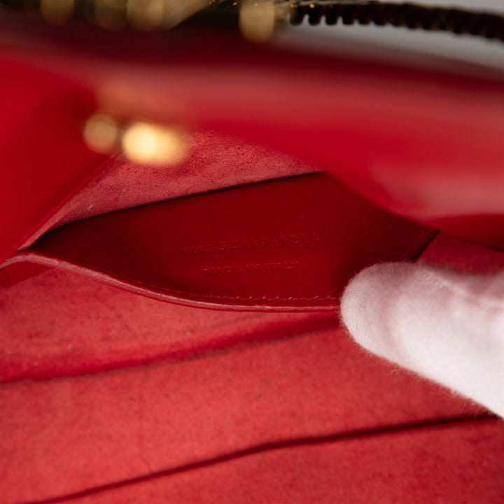 Saint Laurent Medium Smooth Cuir de veau Classic Monogram Kate Pompon Sac porté croisé – GABY PARIS Authentique