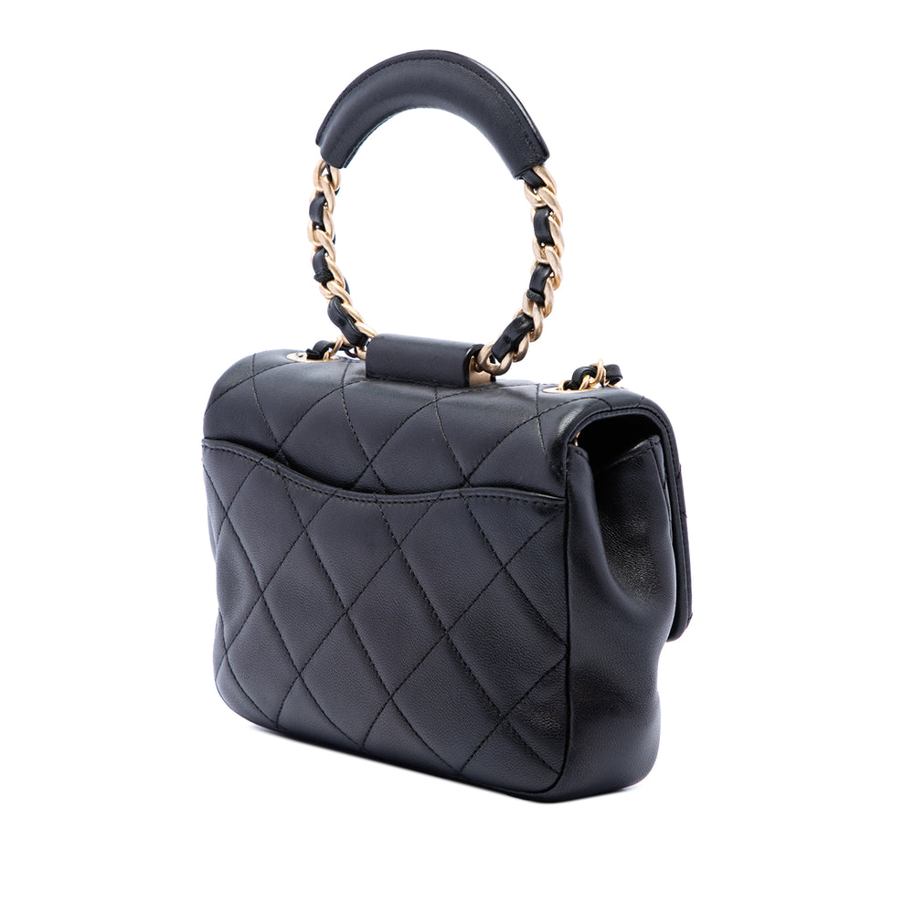 Chanel Sac à main Matelassé In The Loop à rabat Mini Cuir d'agneau Noir – vue 2 – GABY PARIS