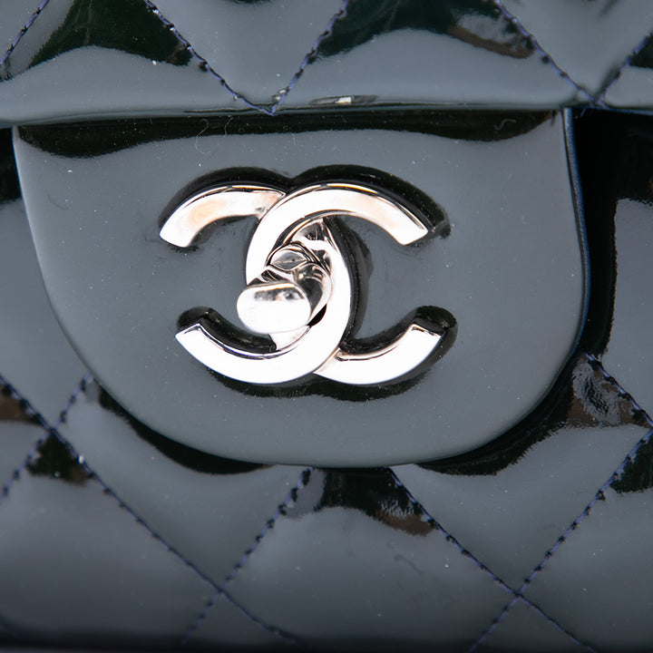 Chanel Jumbo Classic Cuir verni Double rabat