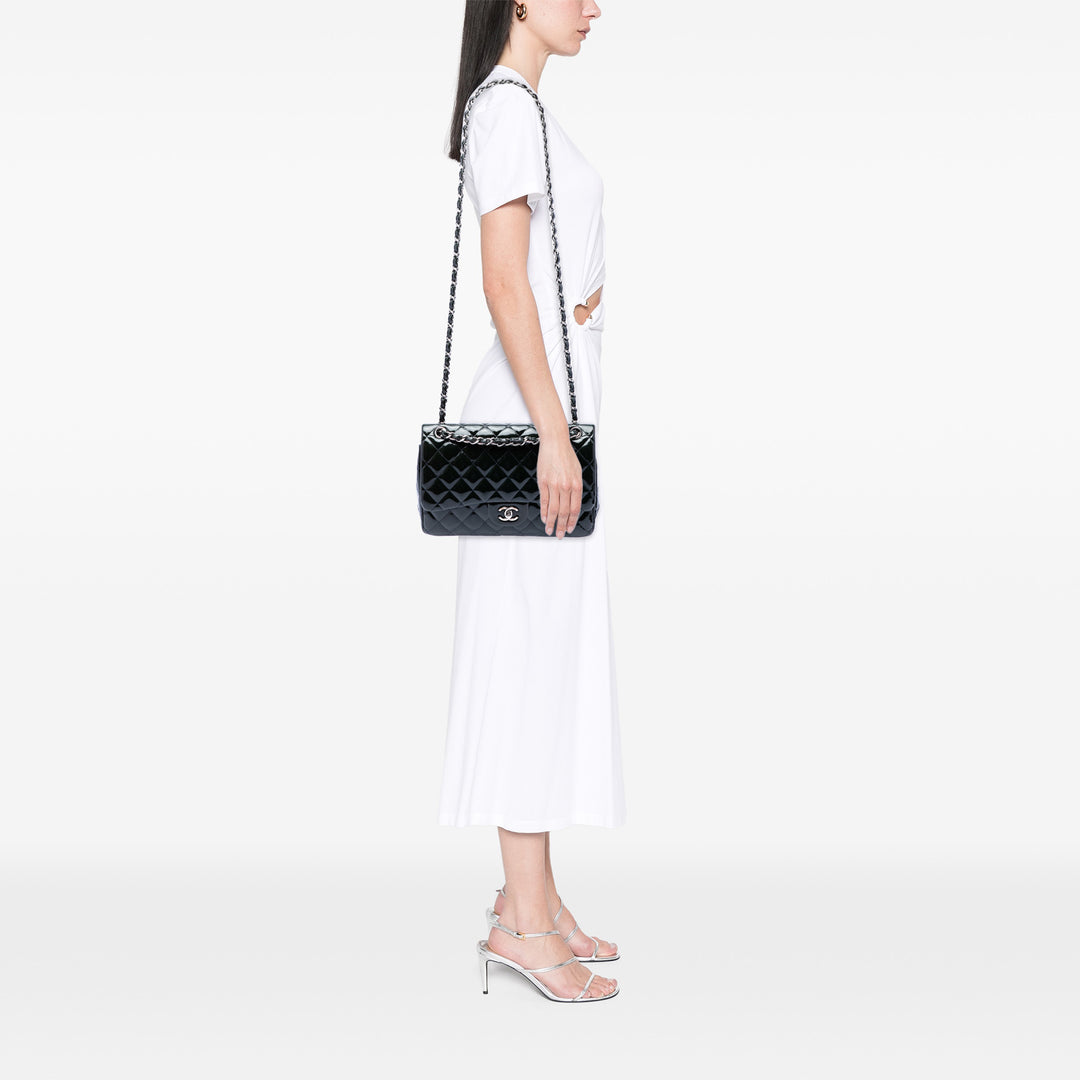 Chanel Jumbo Classic Cuir verni Double rabat