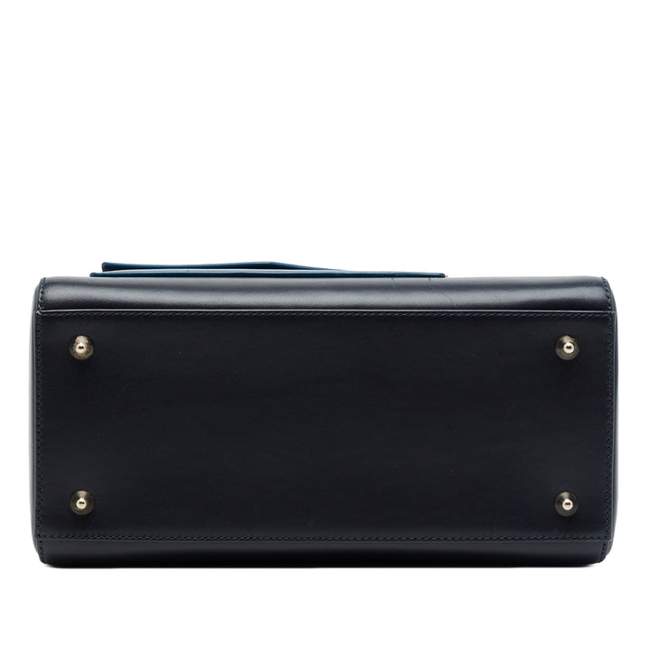 Dior Sac à main Poches Lady Dior Moyen Cuir de veau Bleu – vue 3 – GABY PARIS