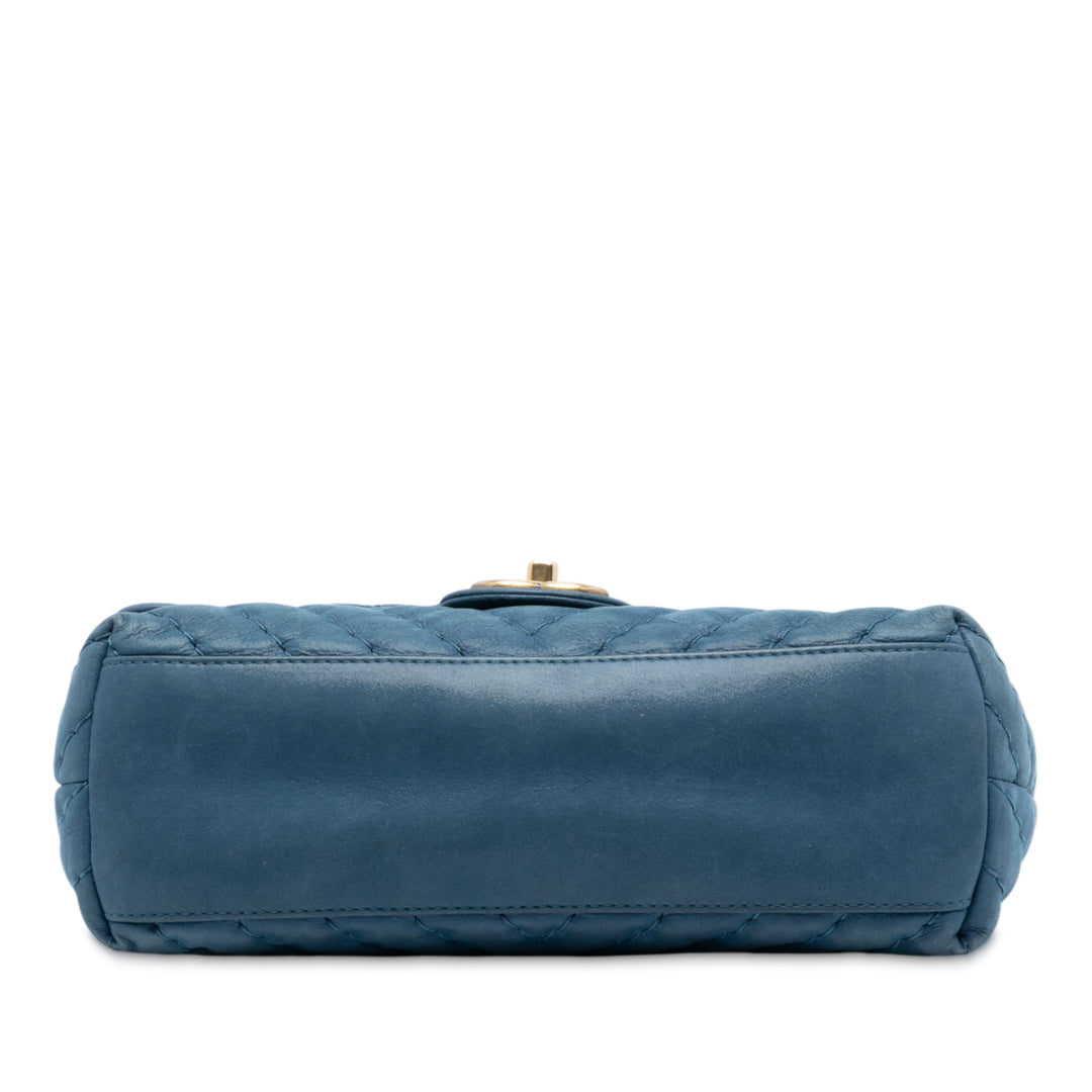 Chanel Medium Chevron Iridescent Cuir de veau Surpique à rabat – GABY PARIS Authentique