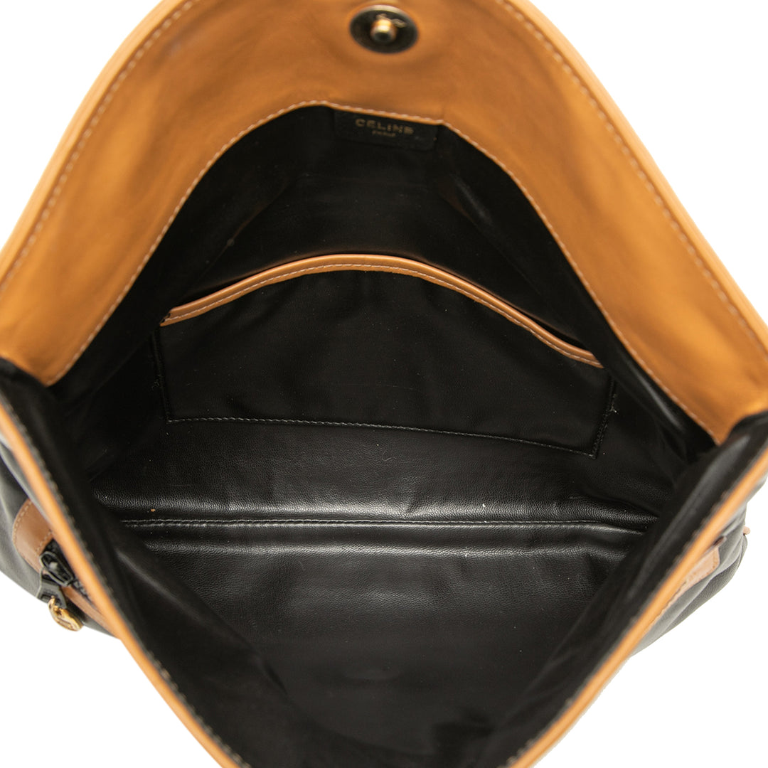 Celine Pochette Triomphe Foldover Noir – vue 4 – GABY PARIS