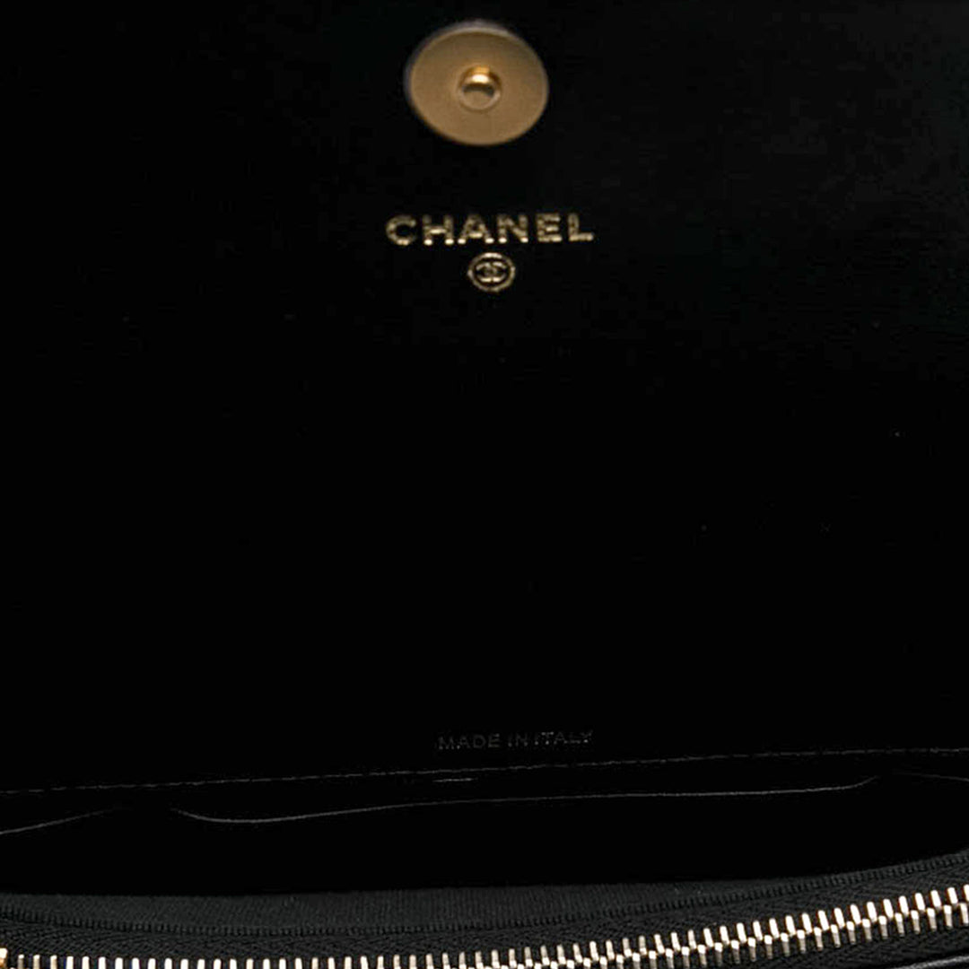 Chanel CC Matelassé à rabat Étui téléphone avec chaîne Cuir d'agneau Noir – vue 4 – GABY PARIS