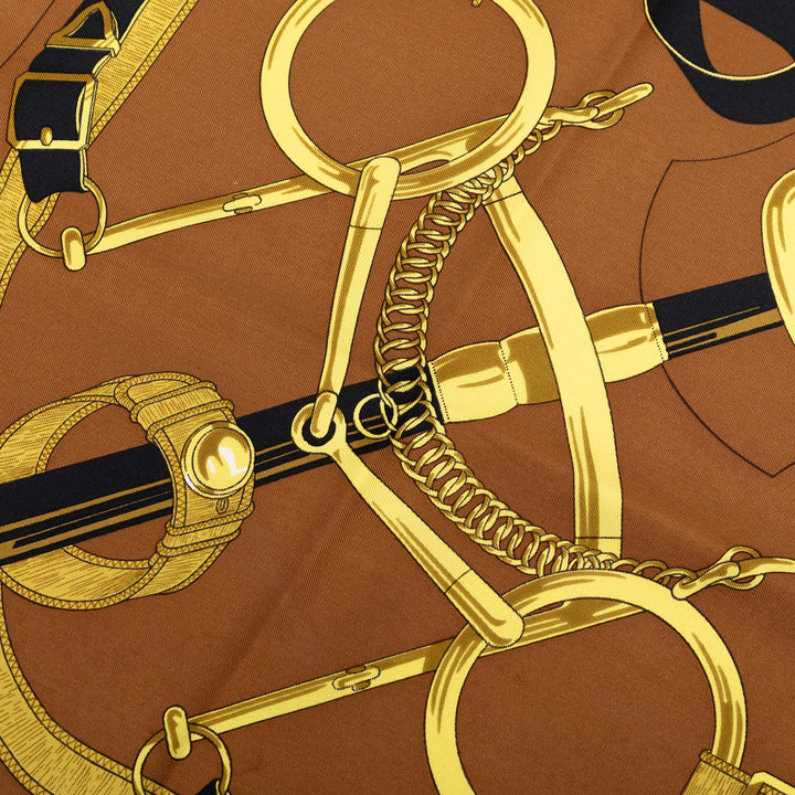 Hermès Eperon D Or Foulard 90 Marron – vue 6 – GABY PARIS