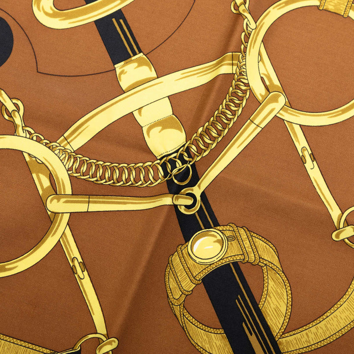 Hermès Eperon D Or Foulard 90 Marron – vue 7 – GABY PARIS