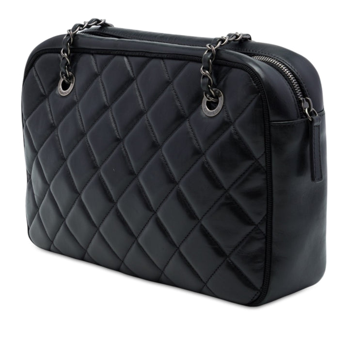 Chanel CC Diamond Matelassé Ballerine Sac caméra Grand Cuir de veau Noir – vue 2 – GABY PARIS