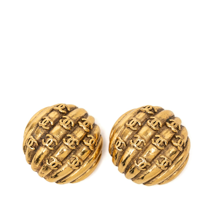 Chanel CC plaqué Shell À clip Boucles d'oreilles Métal