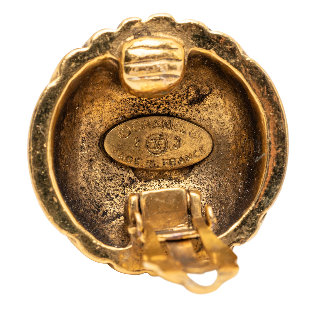 Chanel CC plaqué Shell À clip Boucles d'oreilles Métal