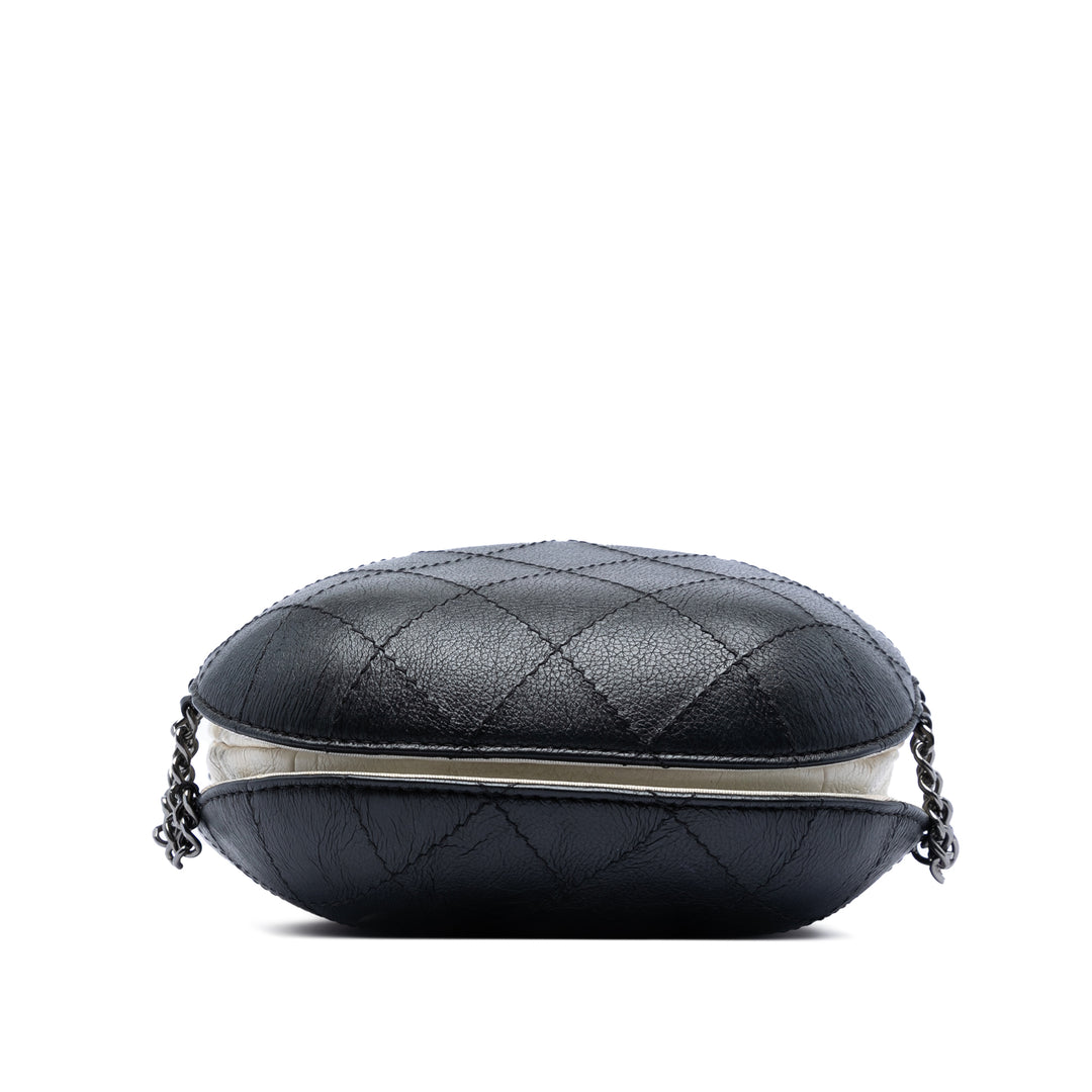 Chanel Small Bicolor Matelassé Cuir de veau Gabrielle Bucket Sac
