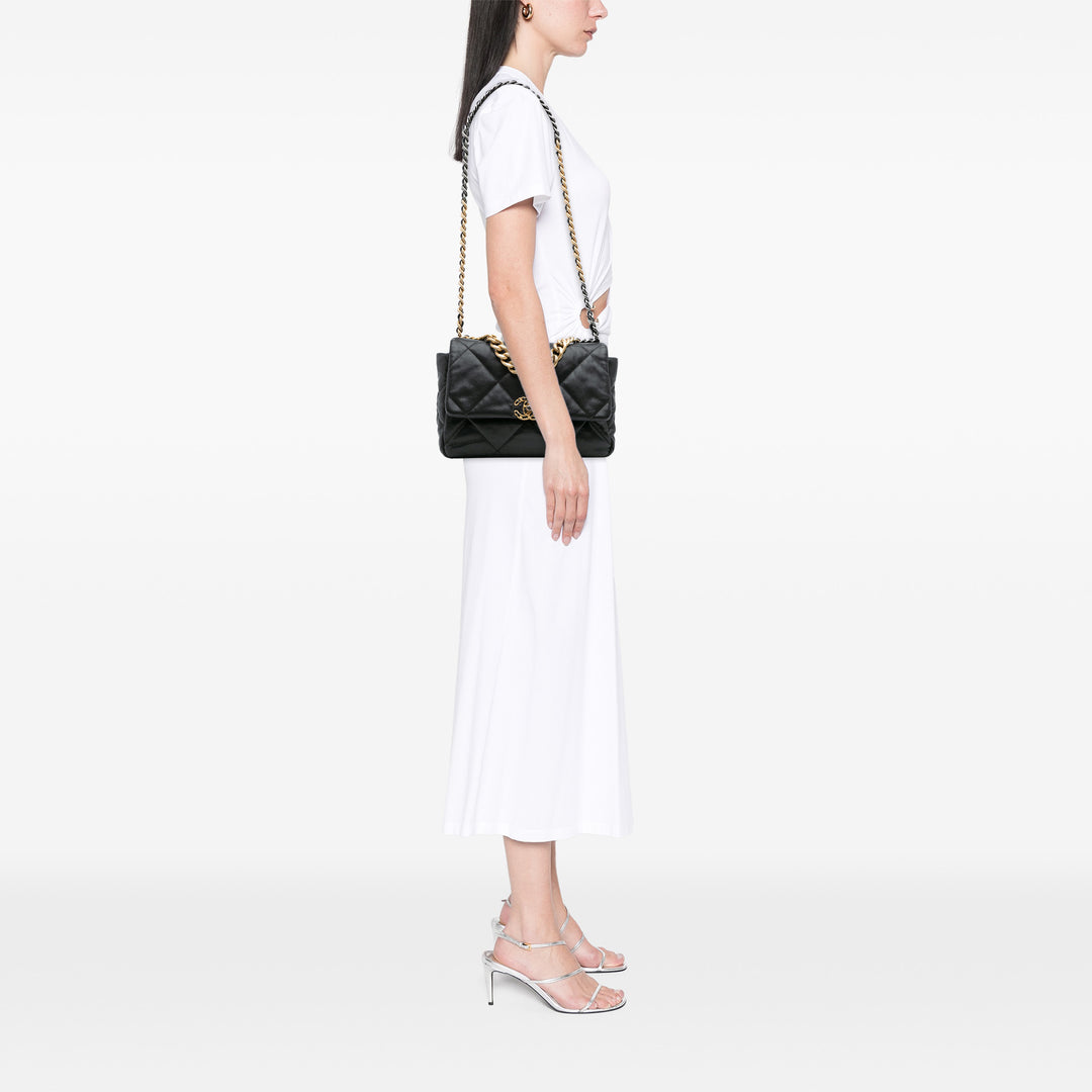 Chanel Large Cuir d’agneau 19 à rabat