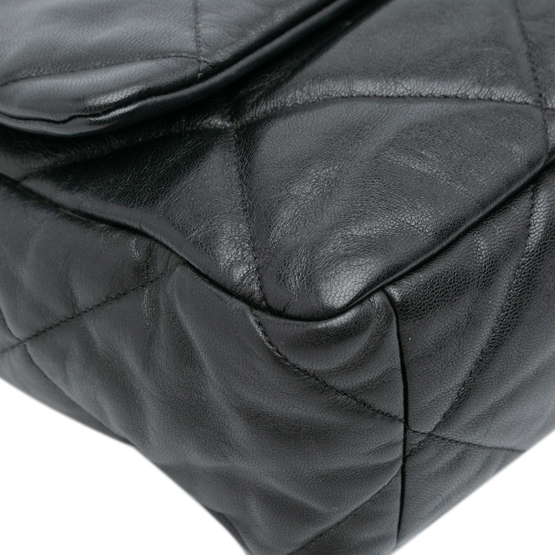Chanel Large Cuir d’agneau 19 à rabat