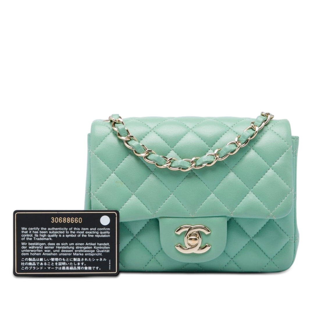 Chanel Sac bandoulière Classic Carré Rabat simple Mini Cuir d'agneau Vert – vue 6 – GABY PARIS