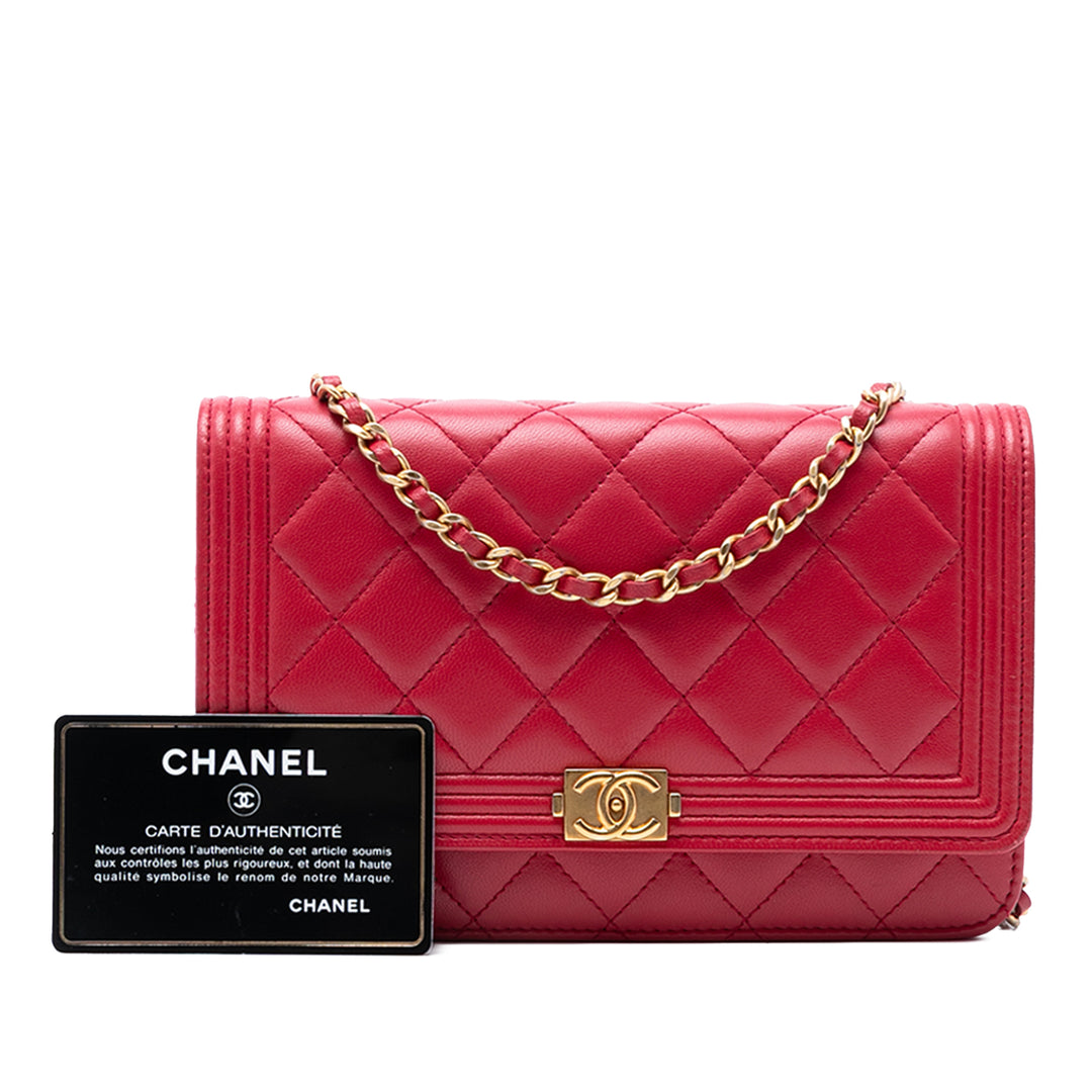 Chanel Matelassé Cuir d’agneau Boy Wallet On Chain