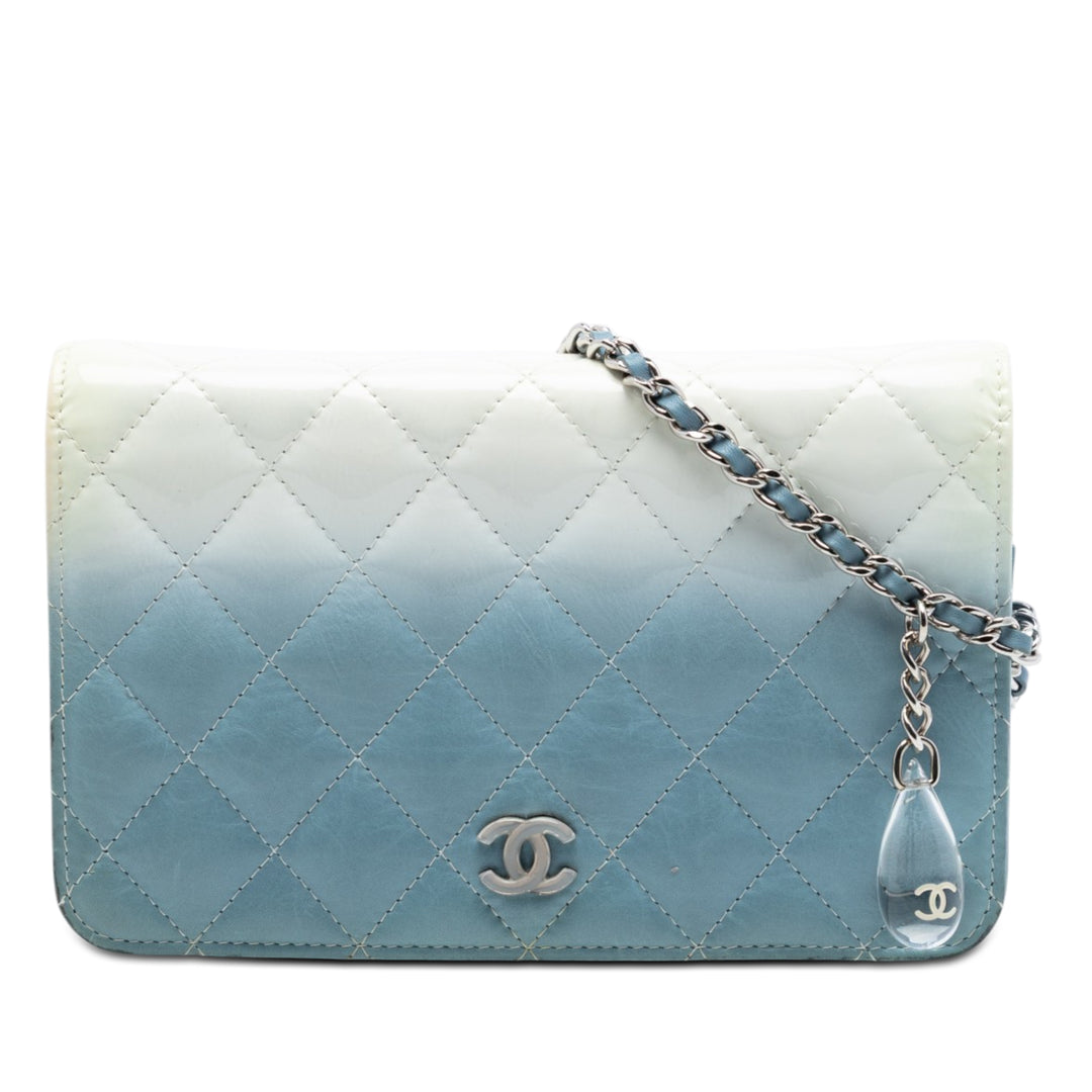 Chanel CC Matelassé Ombre Cuir verni et vieilli Cuir de veau Cristal Wallet on Chain