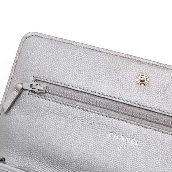 Chevron Metallic Caviar Boy Wallet On Chain Silver - Gaby Paris