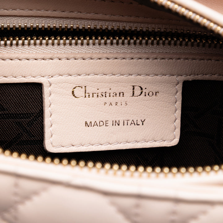 Dior Medium Cuir d’agneau Cannage Lady Dior