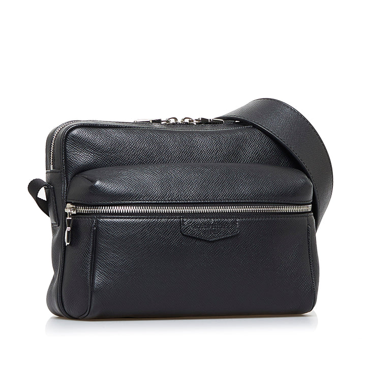 Taiga Outdoor Messenger Black - Gaby Paris