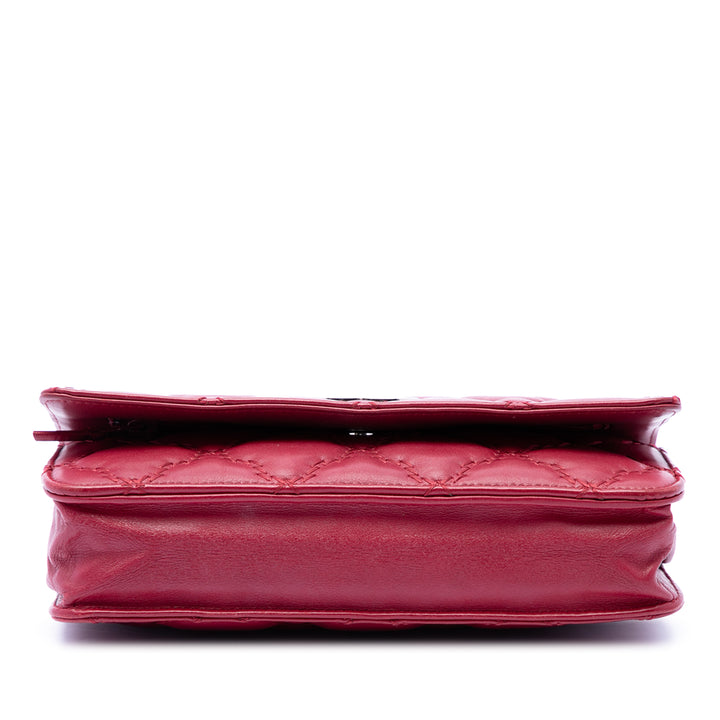 Chanel CC Matelassé Cuir de veau Double Stitch Hamptons Wallet on Chain