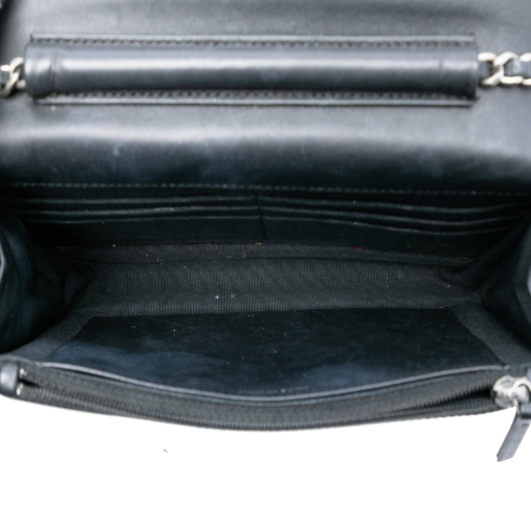 Chanel CC Matelassé brillant vieilli Cuir de veau Wallet on Chain – GABY PARIS Authentique