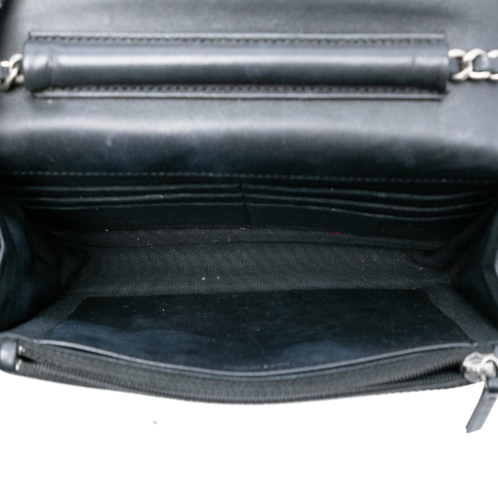 Chanel CC Matelassé brillant vieilli Cuir de veau Wallet on Chain – GABY PARIS Authentique