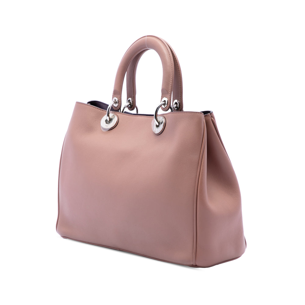 Dior Sac à main Diorissimo Moyen Rose – vue 2 – GABY PARIS