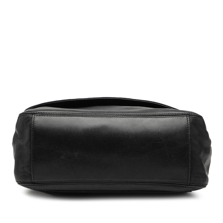 Chanel CC Cuir d’agneau Pompon à rabat Messenger Sac