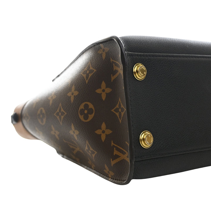 Louis Vuitton On My Side MM Toile Monogram