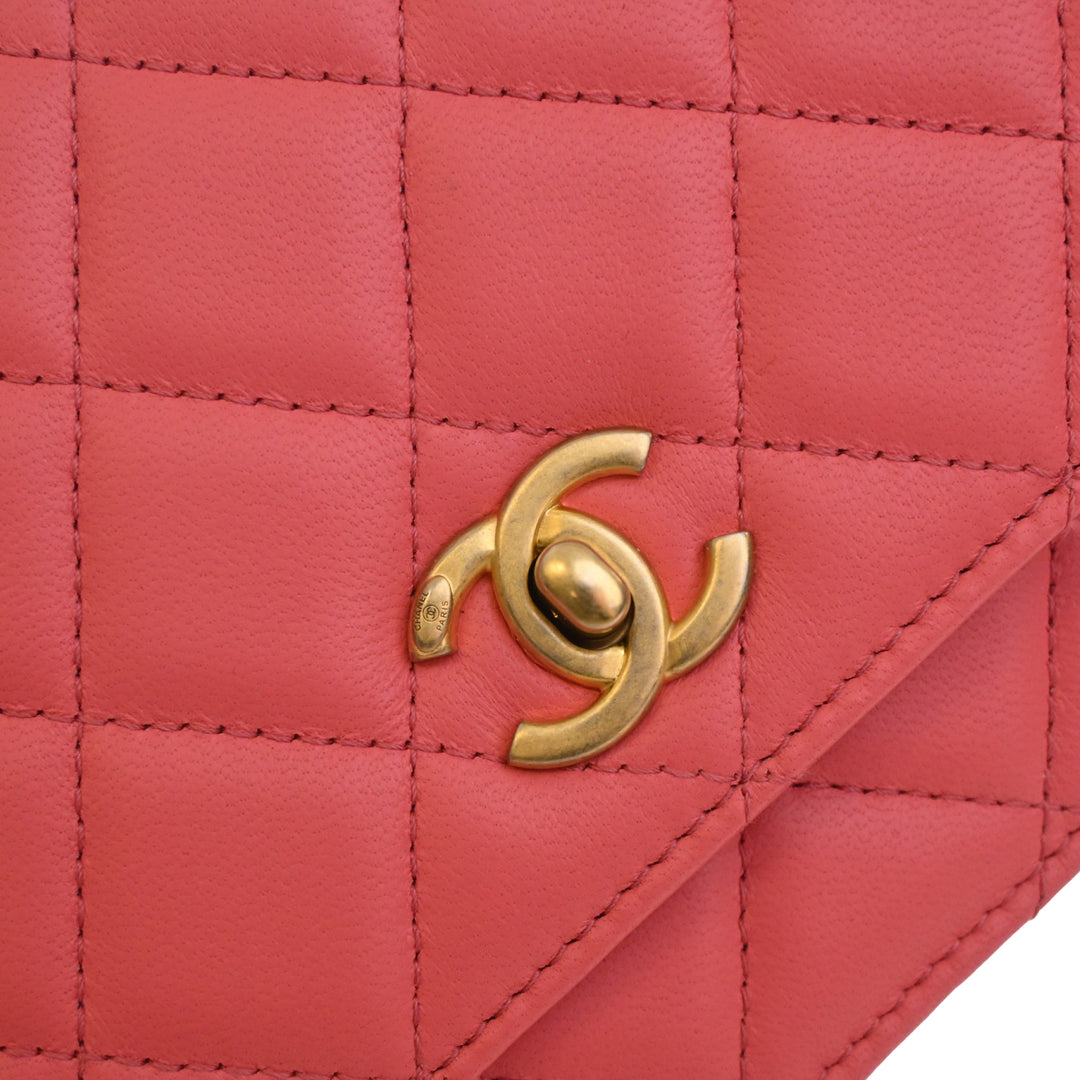 CC Matelassé Perle Crush Wallet on Chain Cuir d'agneau Rose