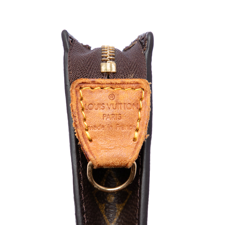 Louis Vuitton Monogram Bucket GM Pochette