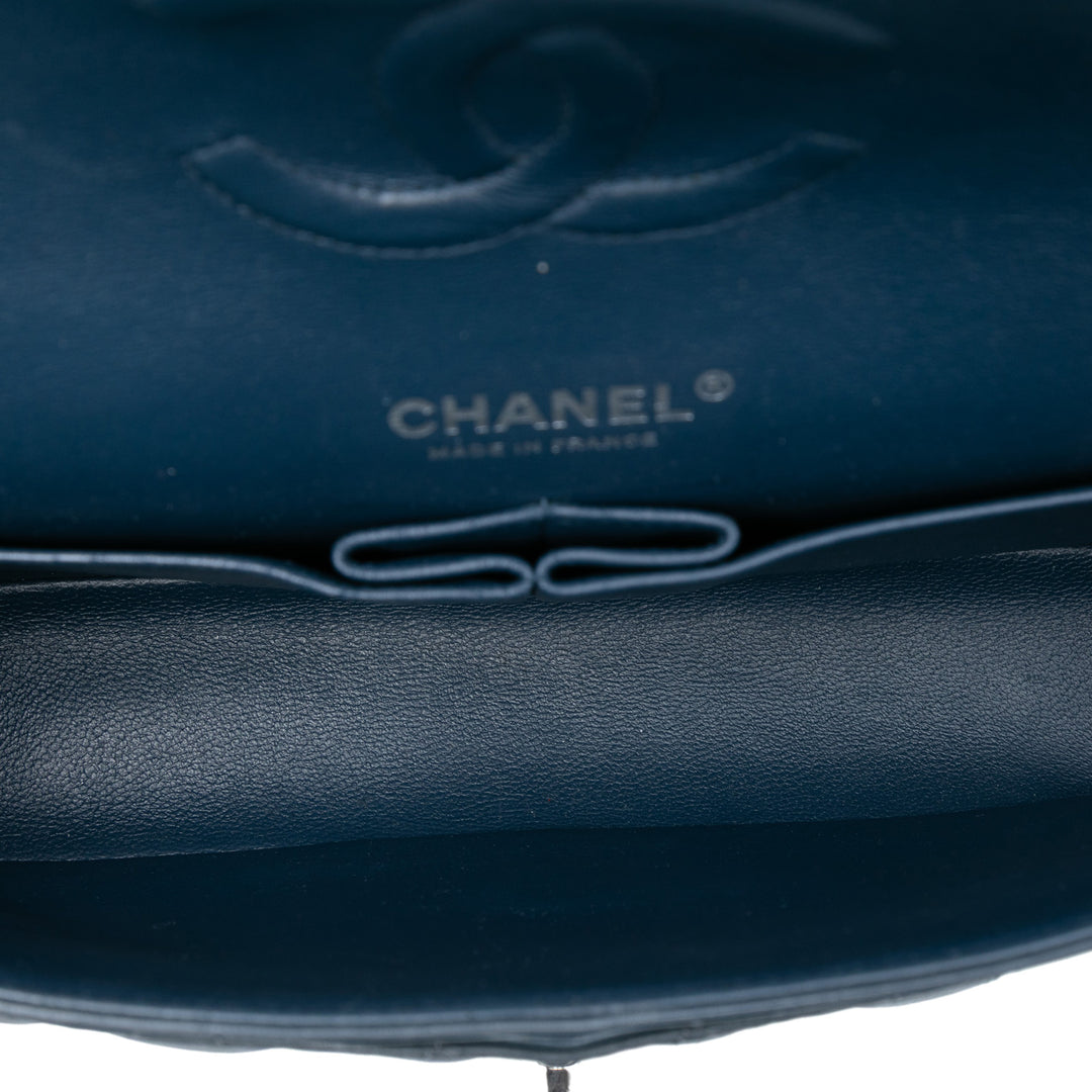 Chanel Medium Classic Cuir d’agneau Double rabat