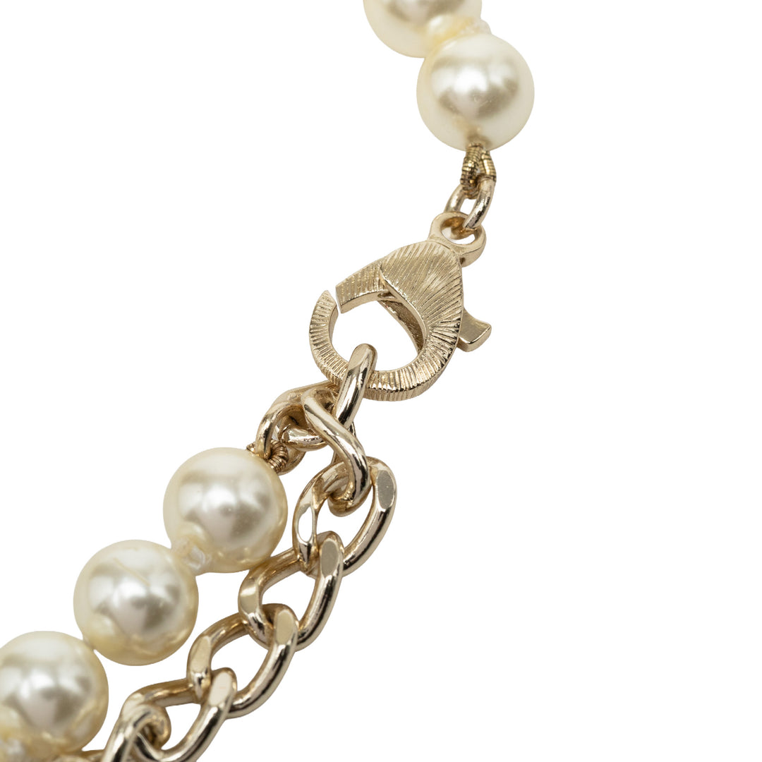 Chanel CC Brass No 5 Strass et Perles fantaisie Pendant Collier