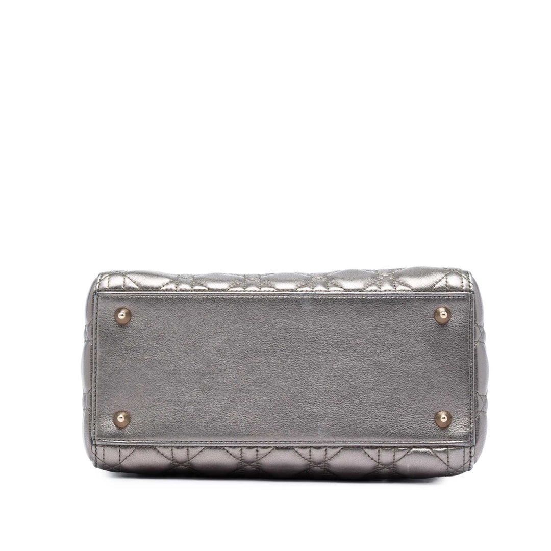 Dior Medium Metallic Cuir d’agneau Cannage Lady Dior