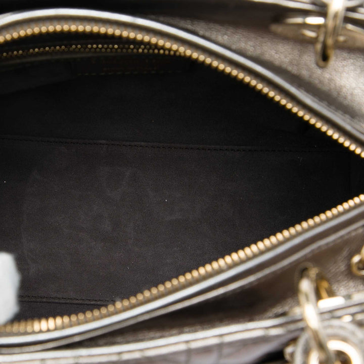 Dior Medium Metallic Cuir d’agneau Cannage Lady Dior