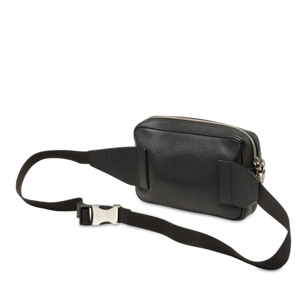 Louis Vuitton Taiga Outdoor Bumbag Noir – vue 2 – GABY PARIS