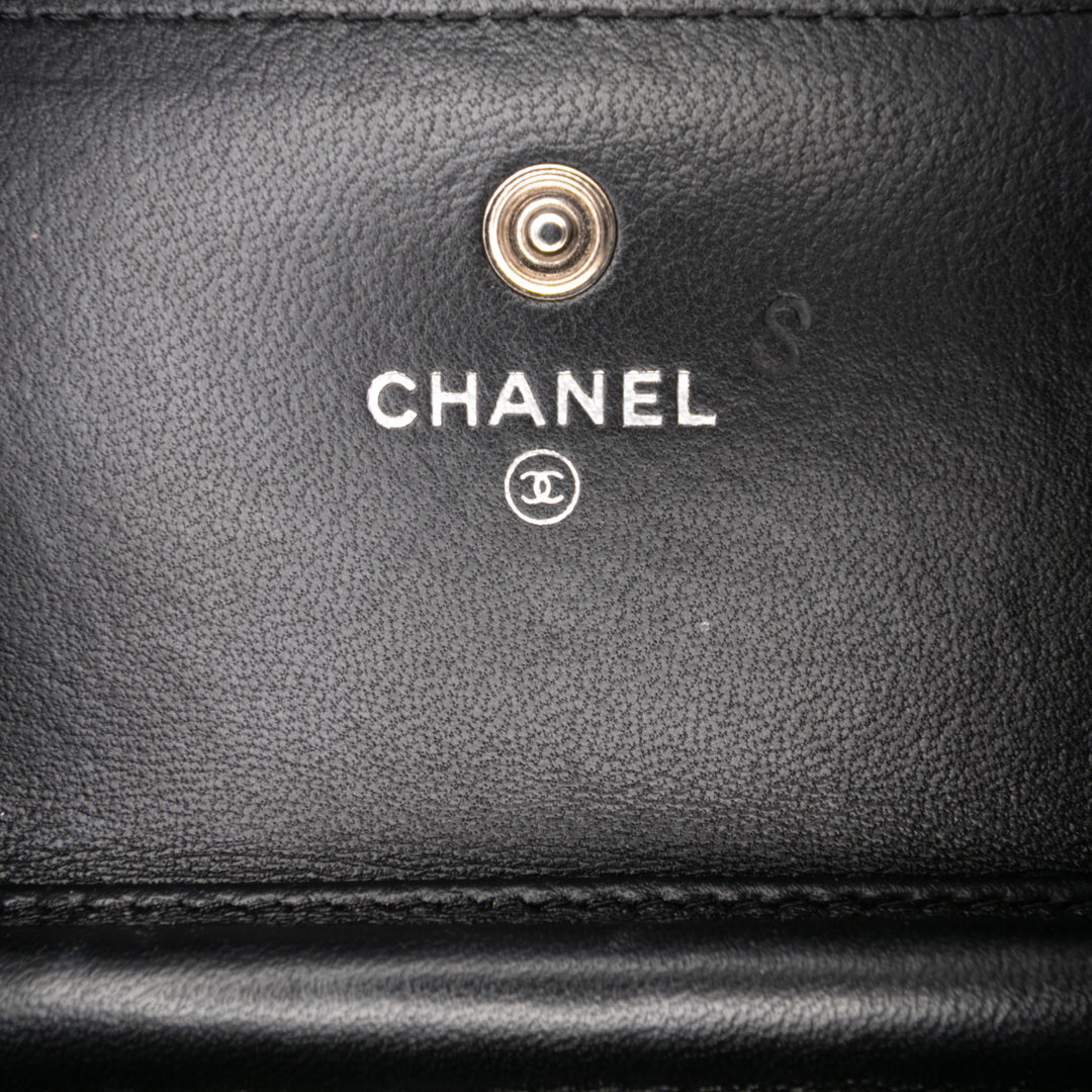Lambskin Airlines Wallet On Chain Blue - Gaby Paris