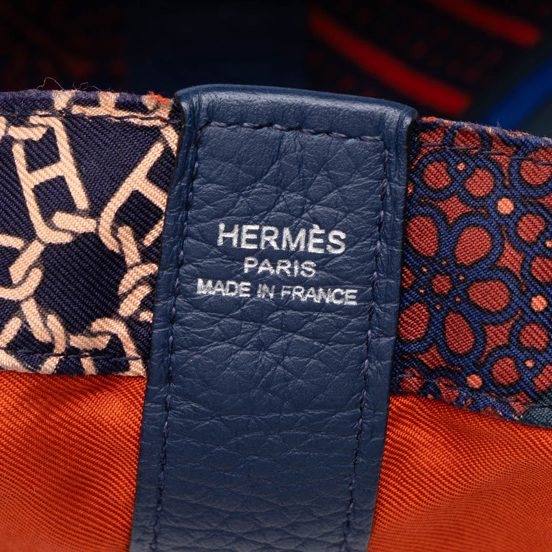 Hermès Sac à dos Carre en Cravates Cool 22 Bleu – vue 5 – GABY PARIS